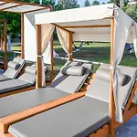 Giabeos Skiathos Hotel