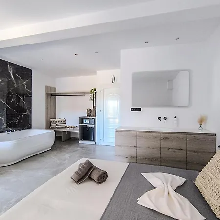 Giabeos Skiathos * Трулос