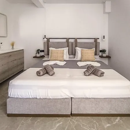 Отель Giabeos Skiathos