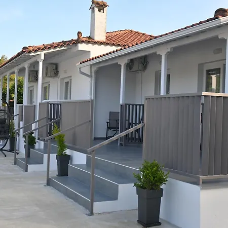 Giabeos Skiathos Hotel Troulos