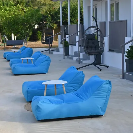 Giabeos Skiathos * Troulos